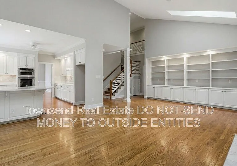 200 Litchfield Pl — Photo 12