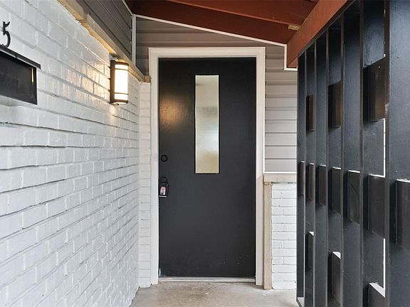 2nd image of 3035 Newgate Dr