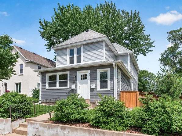 615 Taylor St NE, Minneapolis, MN 55413