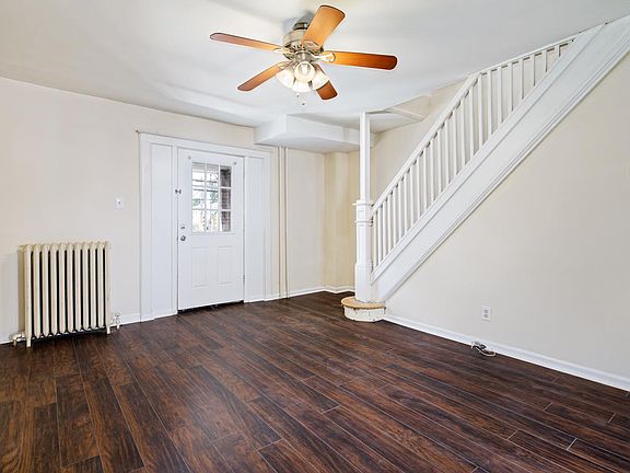 2nd image of 1023 Clifton Ave