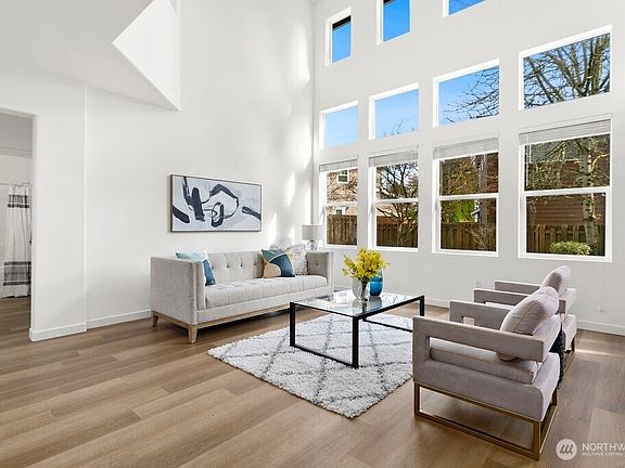 5th image of 24023 SE 10th Street