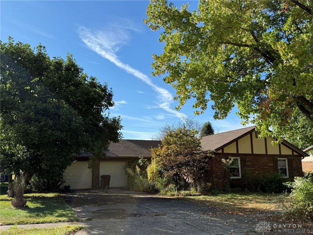Real estate listing image