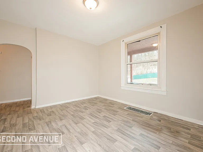 7645 Highland Ave — Photo 8