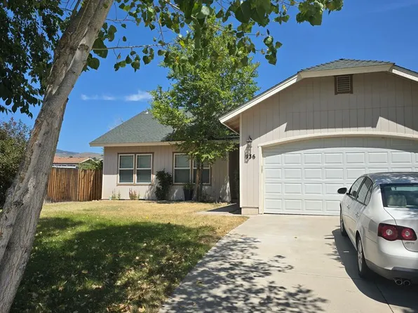 936 Azurite Ln, Carson City, NV 89705