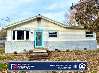 1000 W Phelps Dr, Newburgh, IN