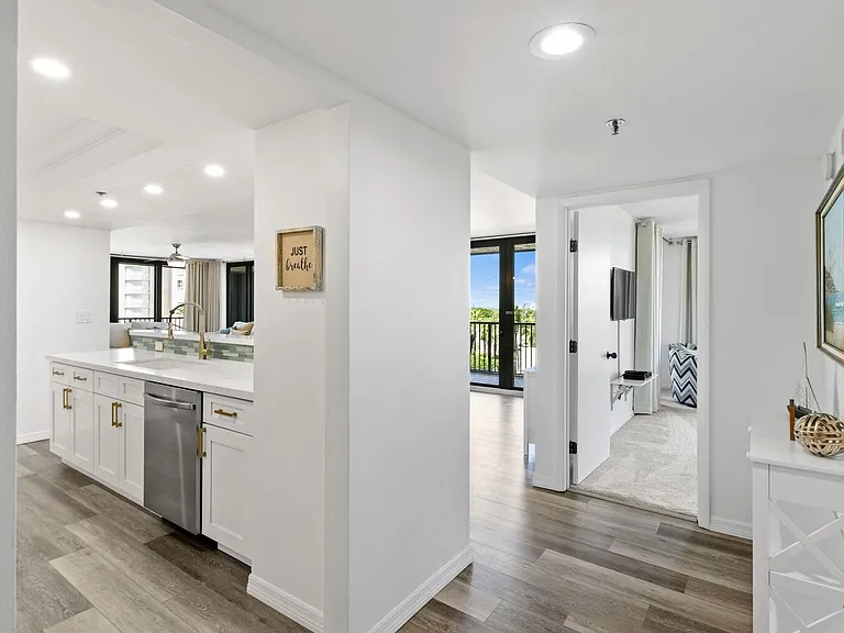 5047 N Highway A1A #404 — Photo 29
