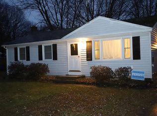 62 West St, Easthampton, MA 01027