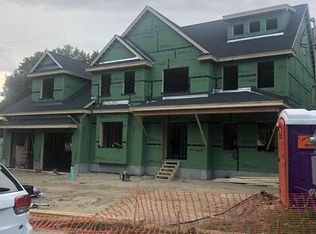 12 Harris Dr, Burlington, MA 01803