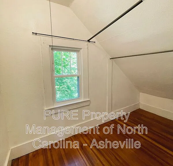 109 Forest Hill Dr — Photo 12