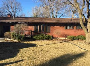 2210 Castle St, Waterloo, IA 50701