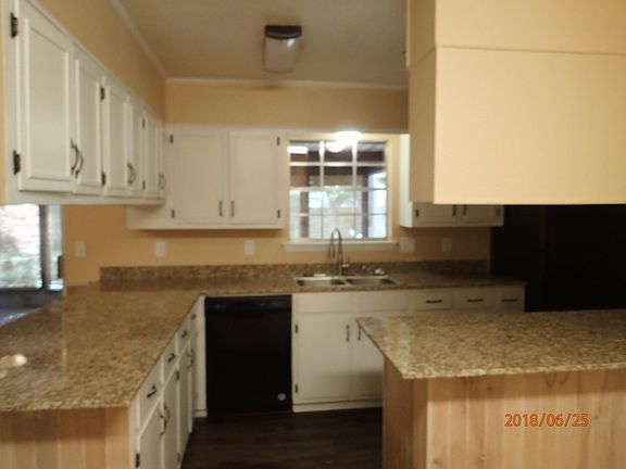 4th image of 222 Saratoga Dr