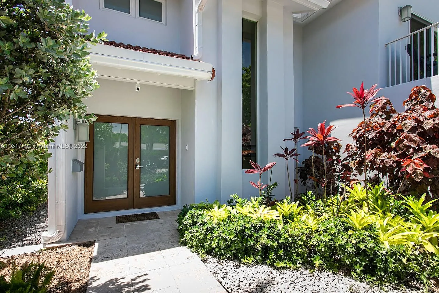 Hollywood Lakes Section — Photo 2