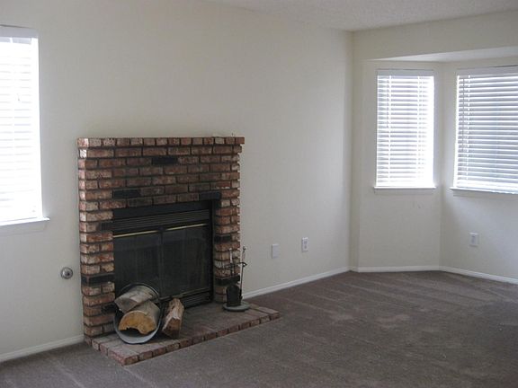 3rd image of 1108 Teton Dr