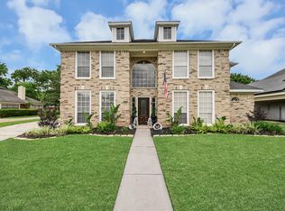 1606 Country Squire Dr, Richmond, TX 77406