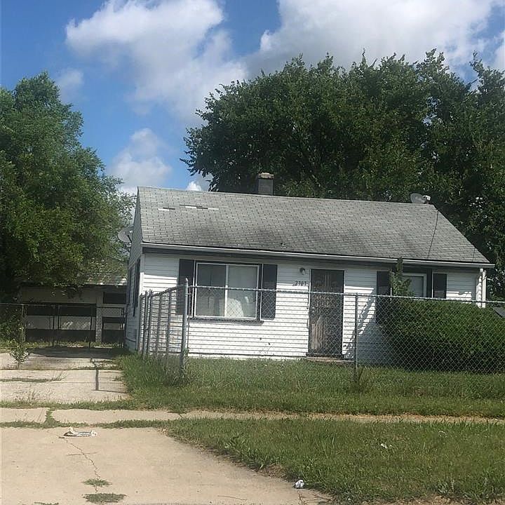 1st image of 2707 Perkins St