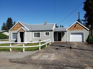 1809 Vine St, Sweet Home, OR 97386