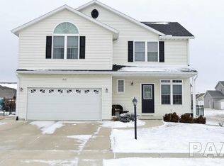 1421 Jadens Way, Washington, IL 61571