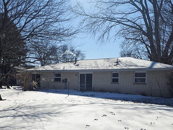 4th image of 11 Parkwood Pl