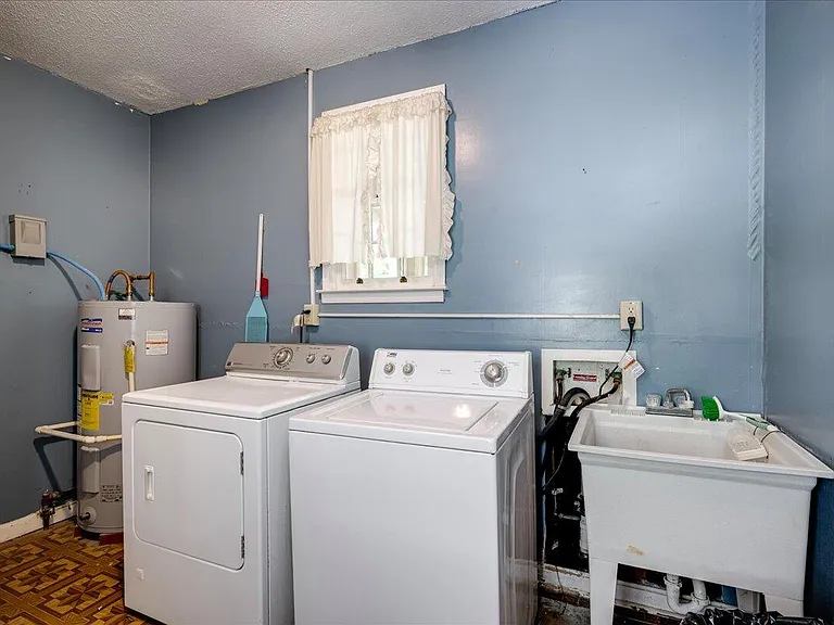 552 Whitehead Dr — Photo 24