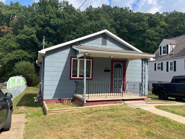 941 Hazel Ave, Ambridge, PA 15003