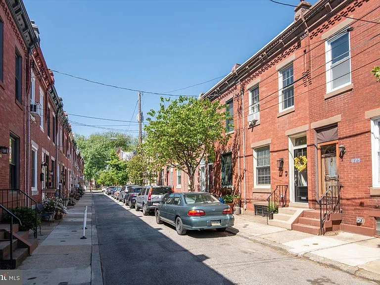 623 Miller St — Photo 33