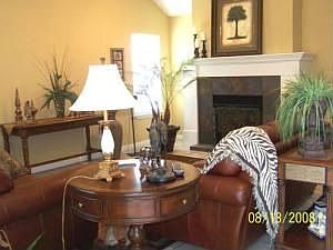 3rd image of 106 Cypress Grove Dr