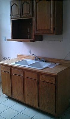 2nd image of 3034 Baudin St
