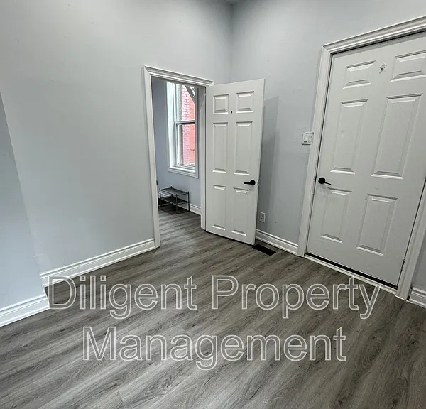219 Stewart St #PROPERTY — Photo 14