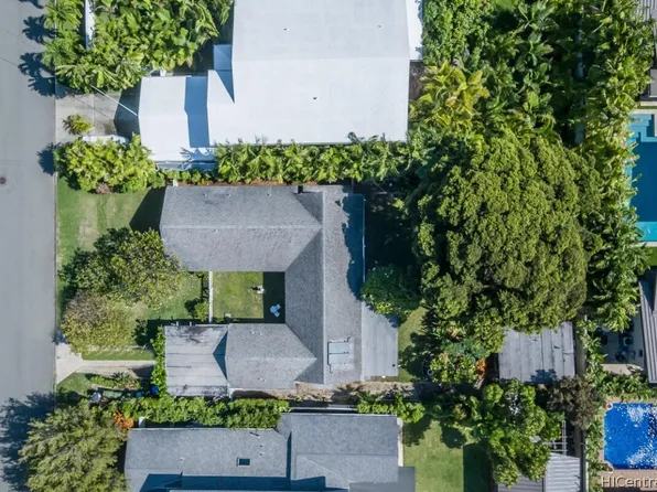 4523 Aukai Ave, Honolulu, HI 96816