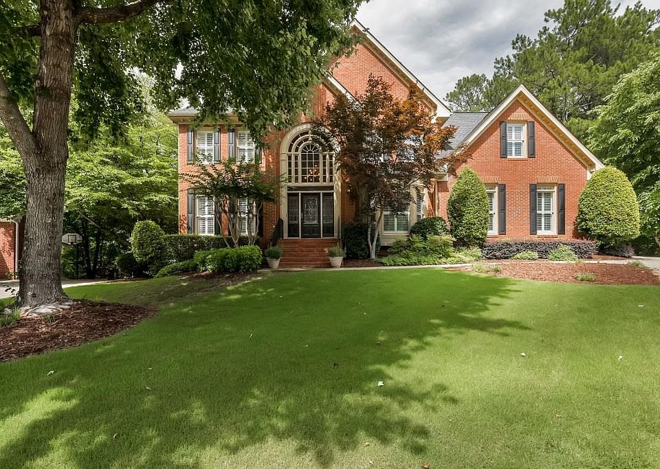 1st image of 2070 Brooke Forest Ct