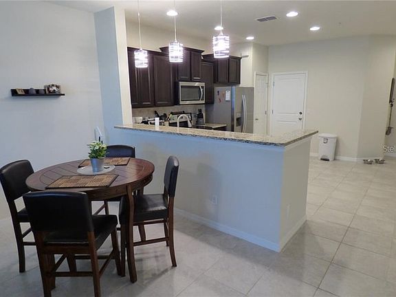 3rd image of 1057 Pavia Dr