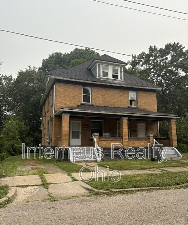 1st image of 550 W Myrtle Ave