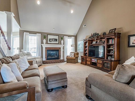 5th image of 4508 W Creekview Dr
