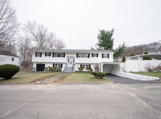 8 Hayfield Rd, Waterbury, CT 06704