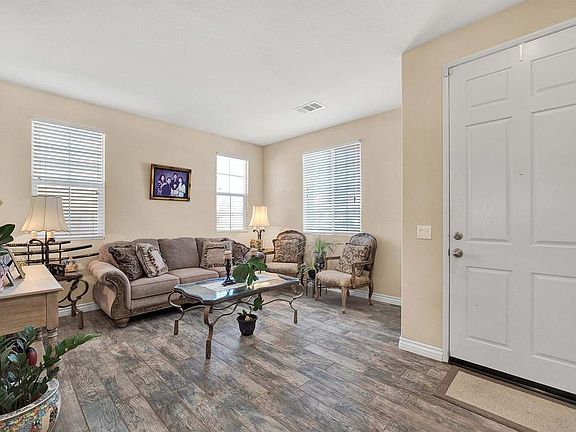 Study Room (by front door)