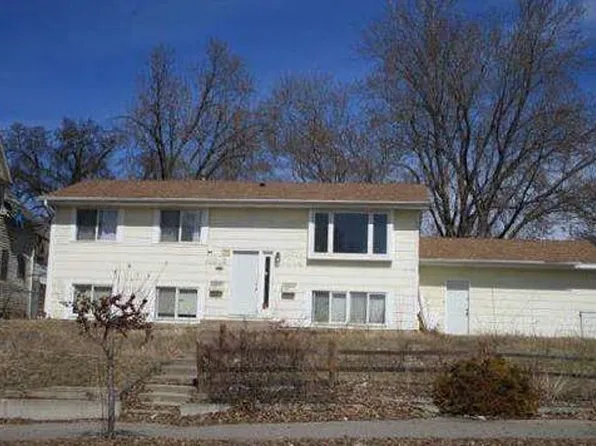 1014 26th Ave N, Minneapolis, MN 55411