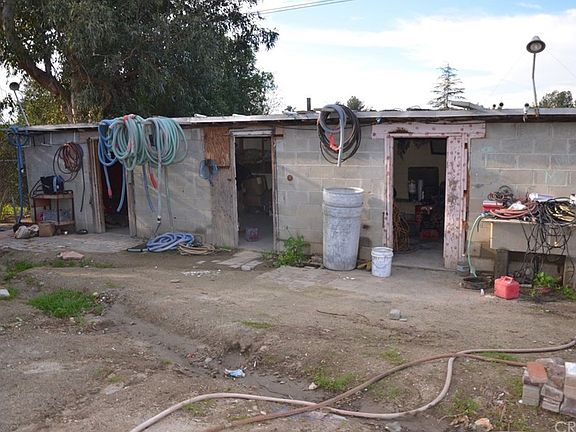4th image of 13437 Gladstone Ave