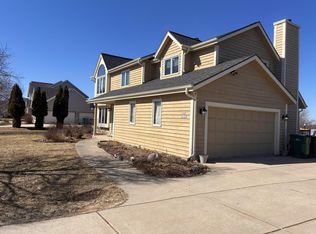 N64W15856 Wildflower DRIVE, Menomonee Falls, WI 53051