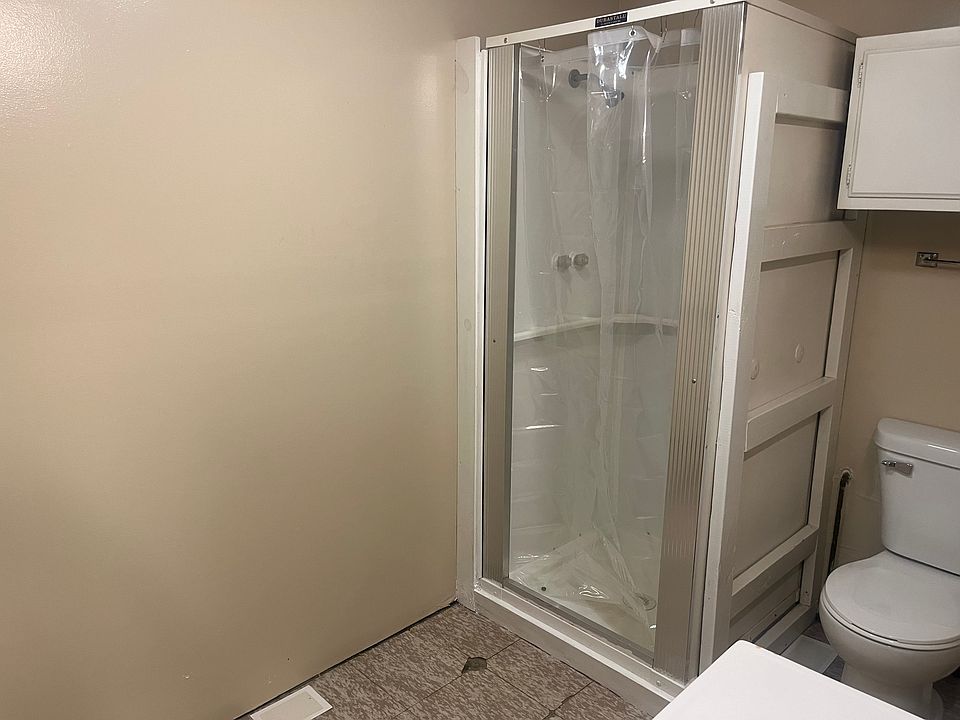 2nd image of 1448 2nd St APT 1