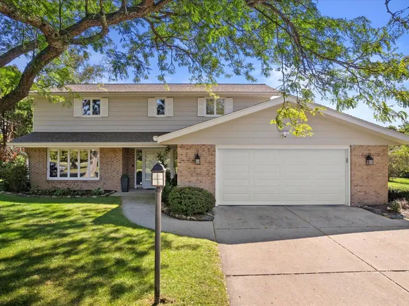 5 Shorewood COURT, Wind Point, WI 53402