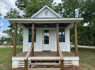 303 Brown St, Opp, AL 36467