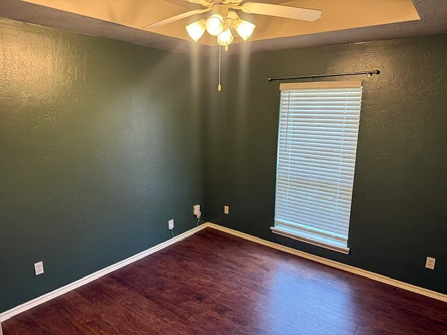 2nd bedroom