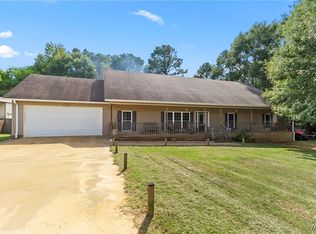 16215 Wyatt Ln, Moundville, AL 35474