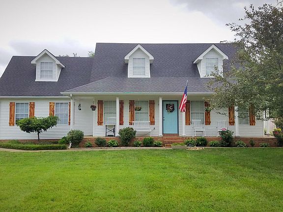2nd image of 1620 Jarratt Dr
