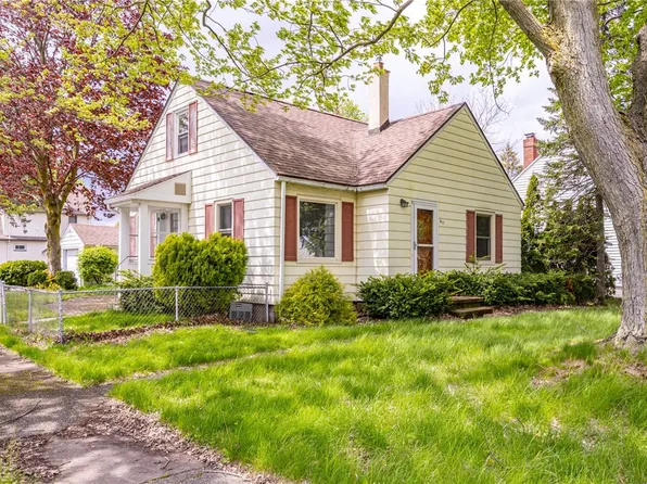 617 Howard Rd, Rochester, NY 14624
