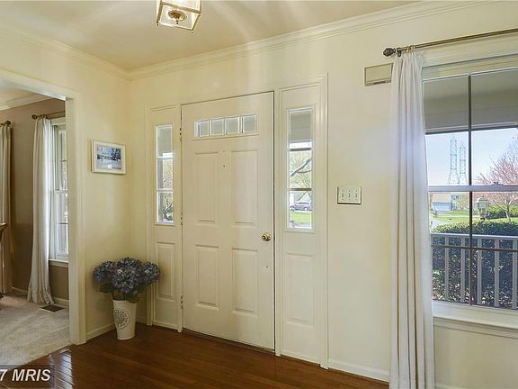 5th image of 1 Evangeline Ct