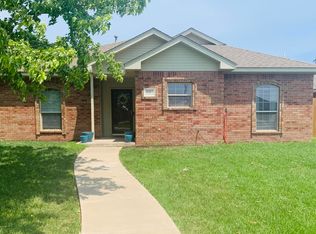 5707 Southlawn Cir, Amarillo, TX 79110