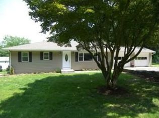 295 Pumpkin Hill Rd, New Milford, CT 06776