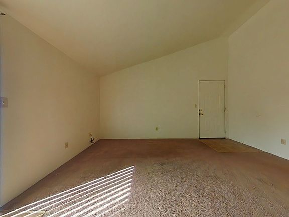 4th image of 2311 NW Grant Ave #4