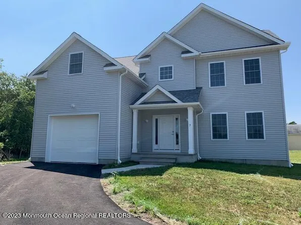 7 Ligotti Court, Howell, NJ 07731